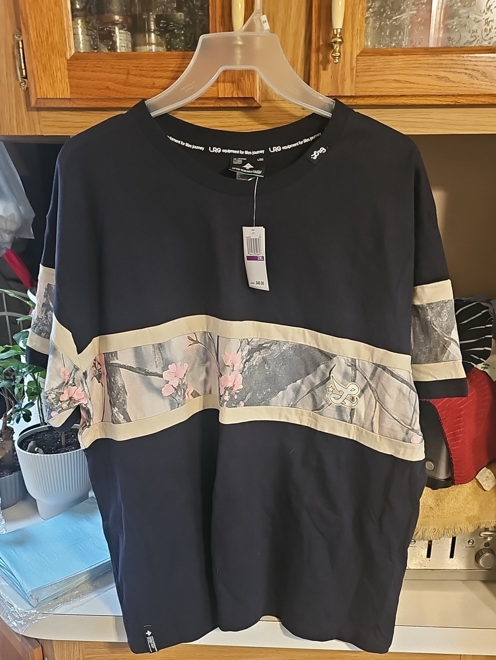 LRG Mens /Women 2XL T Shirt NEW With Tag